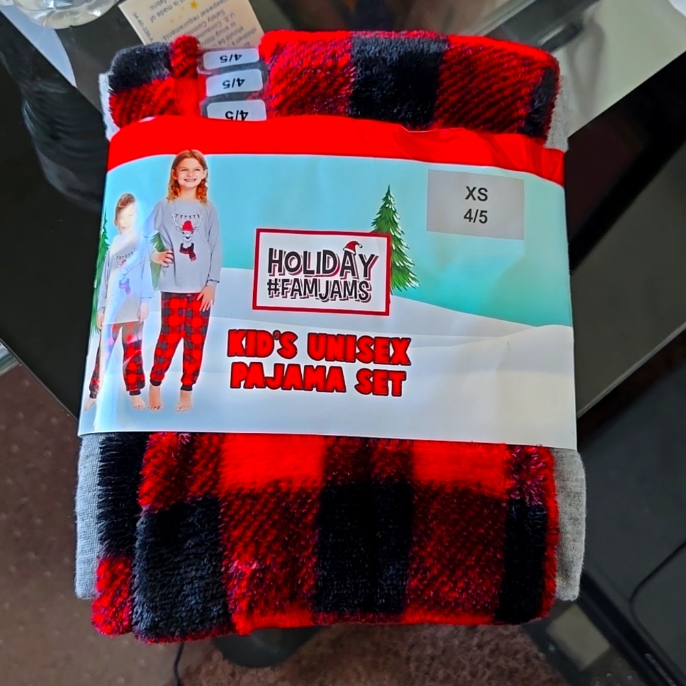 Christmas holiday 🎄 kids pajamas